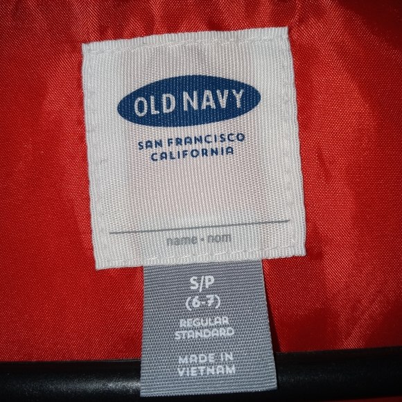 Old Navy Puffer Vest - Picture 4 of 4